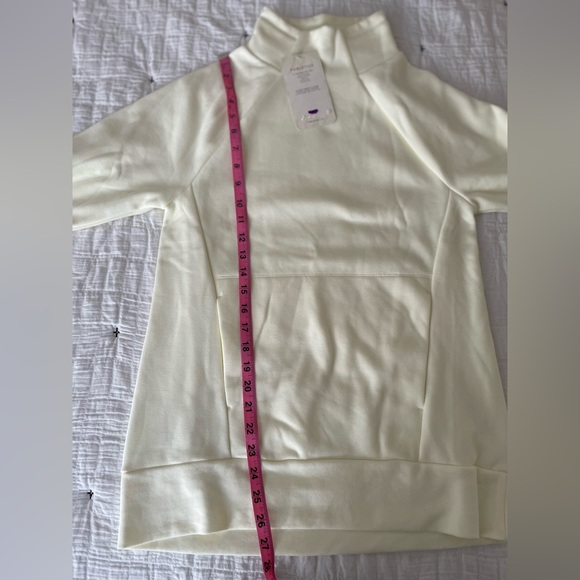 FABLETICS Zaylee Funnel Neck Pullover Tunic Sweatshirt in Warm White Size M NWT - Picture 10 of 10